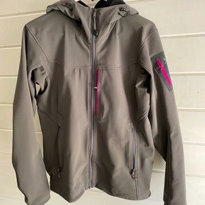 Arc’teryx softshell